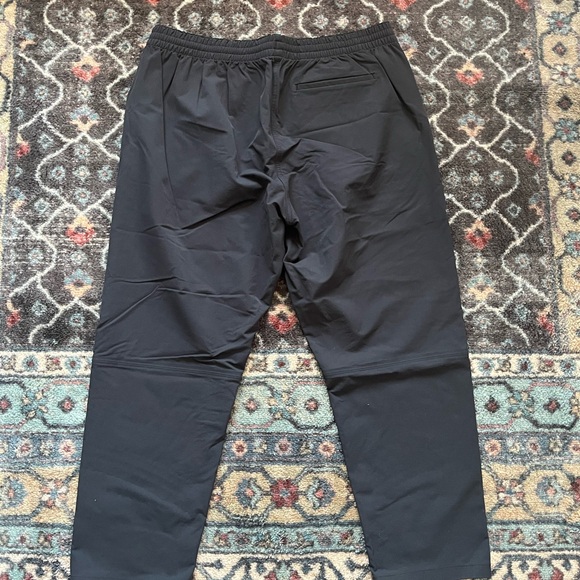 NWOT women’s outdoor voices rec trek pants - Picture 2 of 3